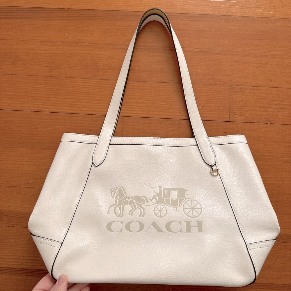 NWOT coach leather tote